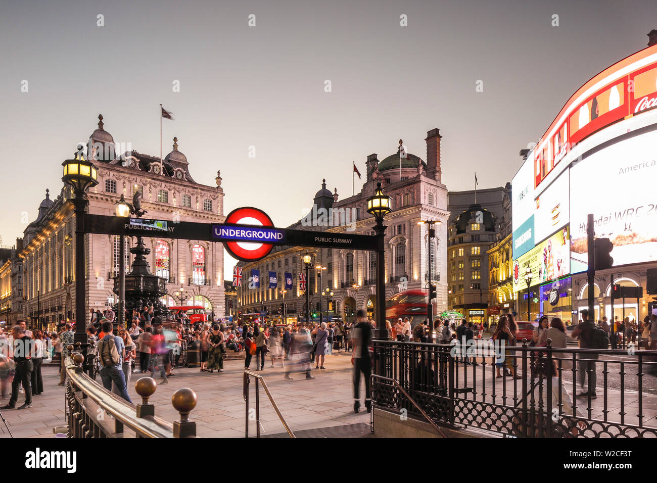 Piccadilly Circus, London, England, Regno Unito Foto Stock