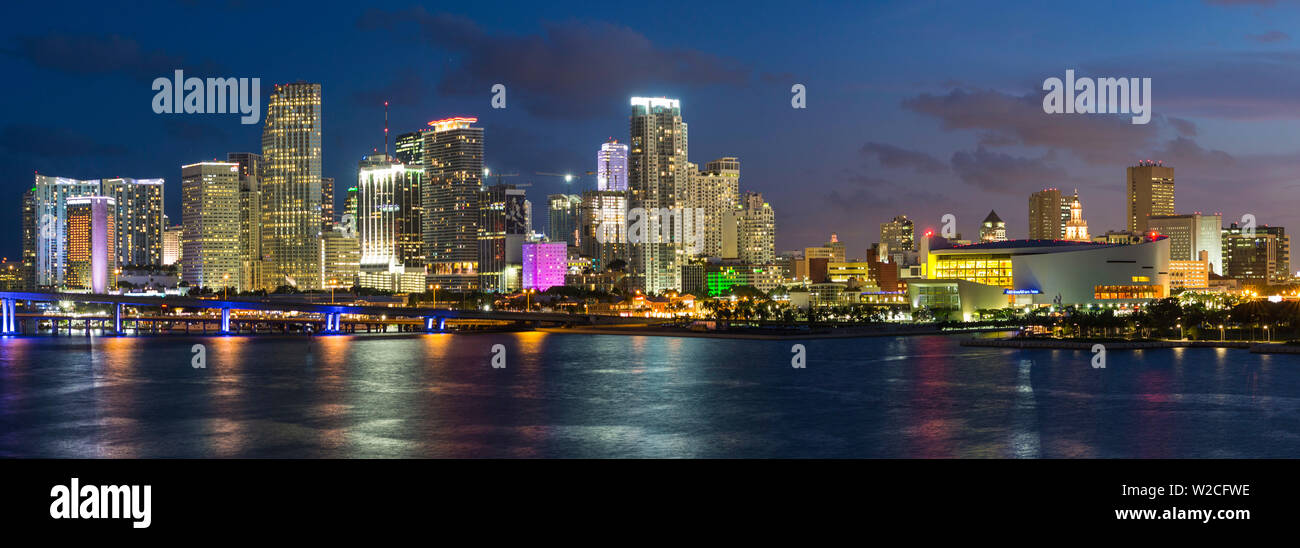 Downtown skyline di Miami, Miami, Florida, Stati Uniti d'America, America del Nord Foto Stock
