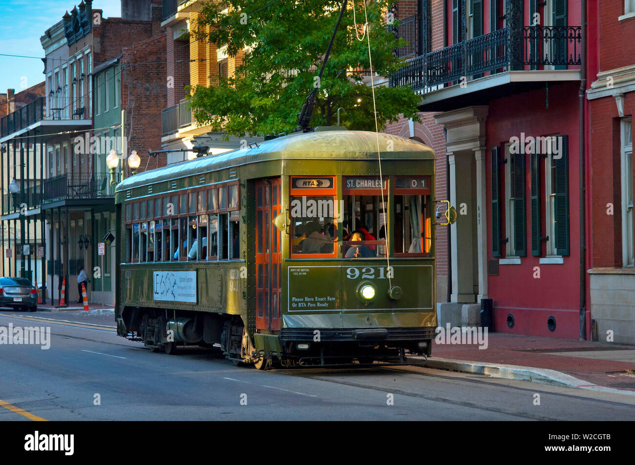 In Louisiana, New Orleans, St Charles Avenue Tram, il quartiere centrale degli affari, St Charles Avenue Foto Stock