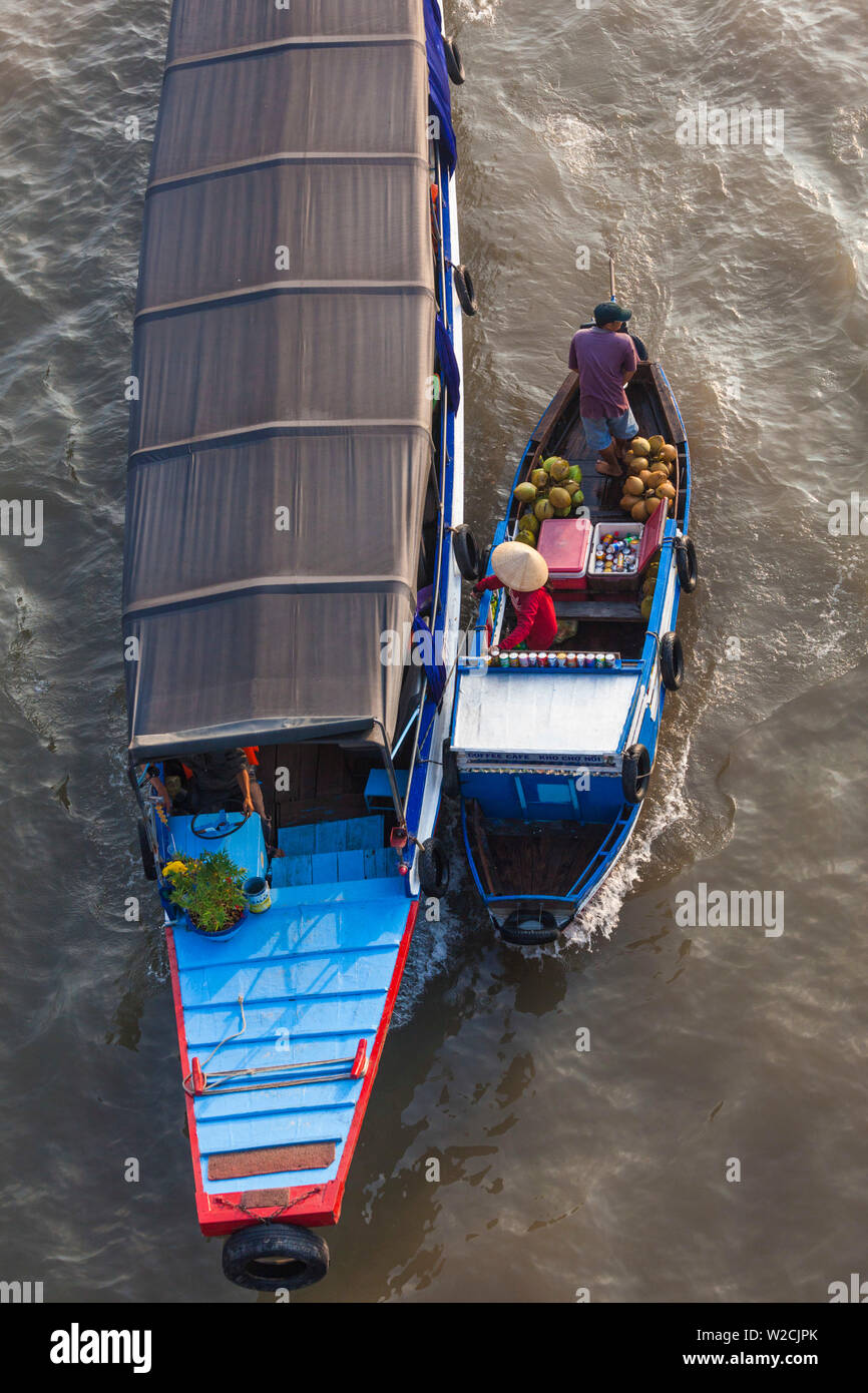 Il Vietnam, il Delta del Mekong, Cai Rang, Cai Rang mercato galleggiante, vista in elevazione, Can Tho River Foto Stock