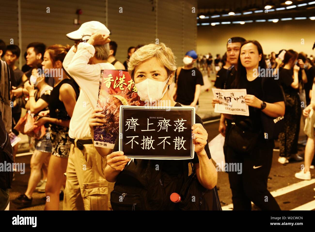 Hong Kong Cina - Luglio 07th, 2019. Th famoso artista Deanie Ip mostra il suo sostiene all'anti-diritto di estradizione marzo. Credito: Gonzales foto/Alamy Live News Foto Stock