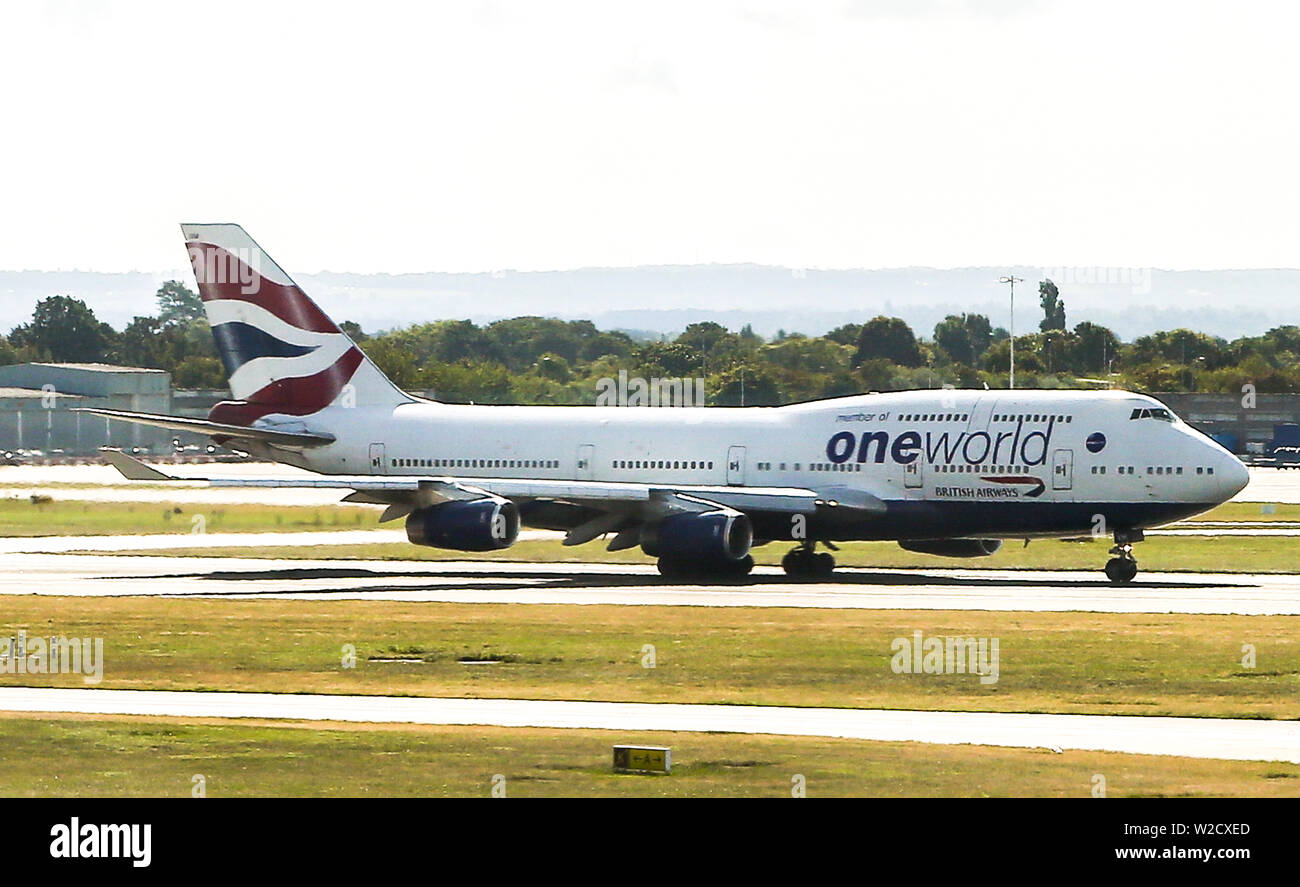 Un British Airways piano è visto a Londra Heathrow airport. British Airways è multato più di £183.39 milioni di euro su un cliente violazione dei dati dalle informazioni di commissario dell'Ufficio (ICO). Il fine è la pena più grande mai rilasciato dall'ICO. Foto Stock