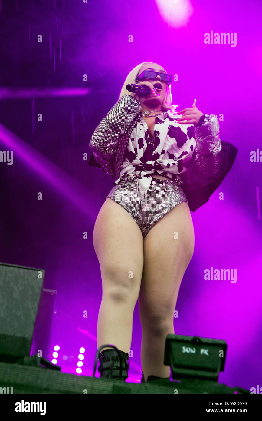 Turku, Finlandia. Il 7 luglio 2019. Rapper americano Doja Cat esegue al cinquantesimo Ruisrock Festival. (Foto: Stefan Crämer) Foto Stock