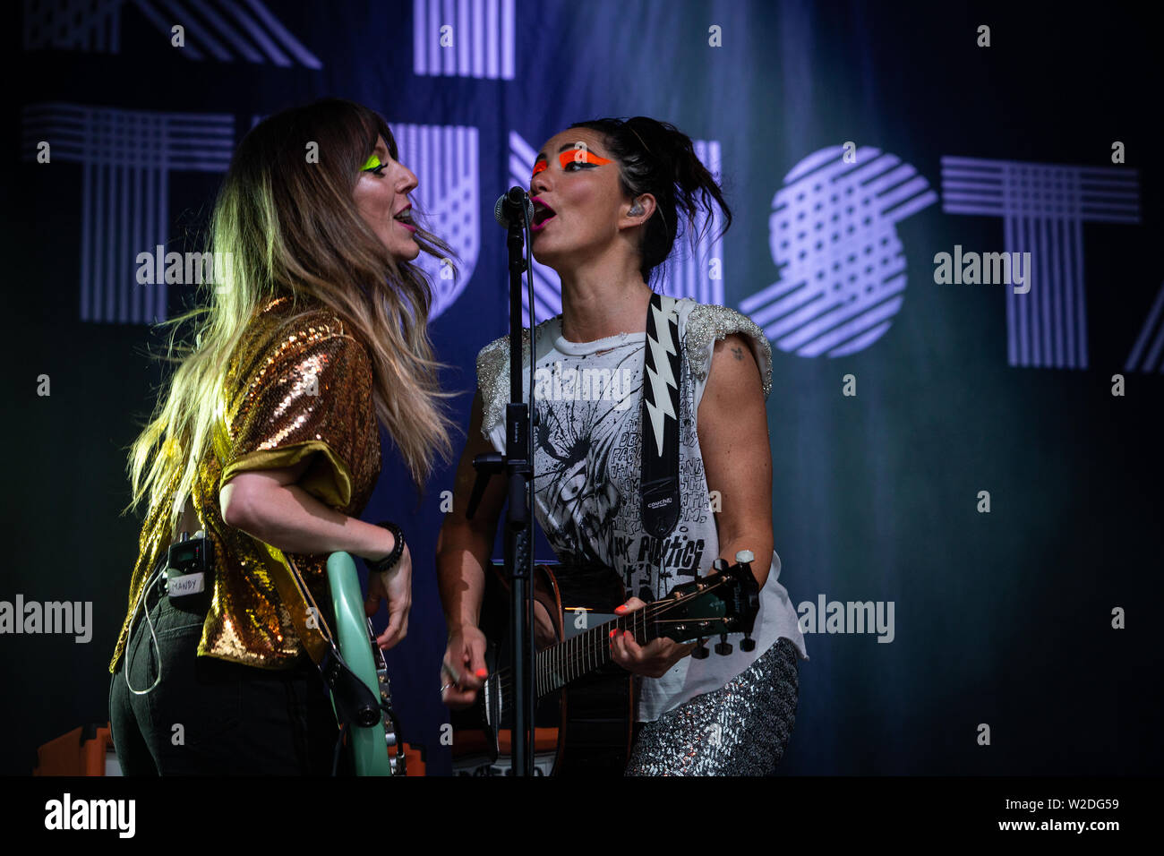 KT Tunstall esegue dal vivo al 2019 Cornbury Festival, grande Tew, Oxfordshire Foto Stock