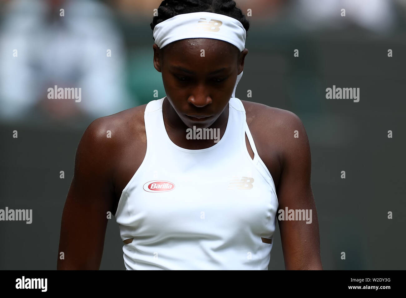 8 luglio 2019, All England Lawn Tennis e Croquet Club, Wimbledon, Inghilterra, il Torneo di tennis di Wimbledon, giorno 7; uno sconsolato Cori Gauff (USA) durante la sua corrispondenza con Simona Halep (RM) Foto Stock