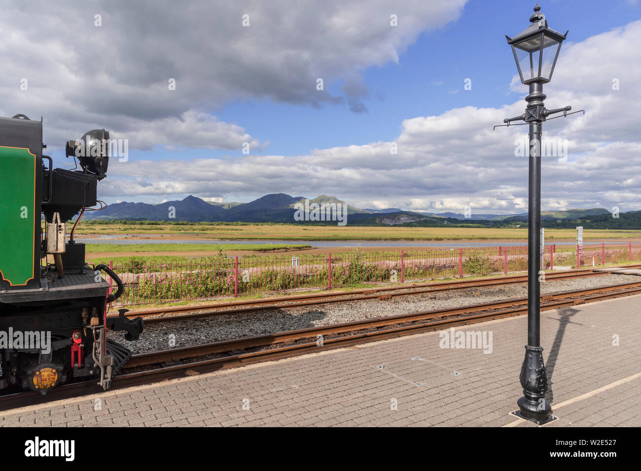 Porthmadog Galles del Nord. Festiniog railway motore di vapore. Porthmadog Galles del Nord. Festiniog railway motore di vapore. Foto Stock