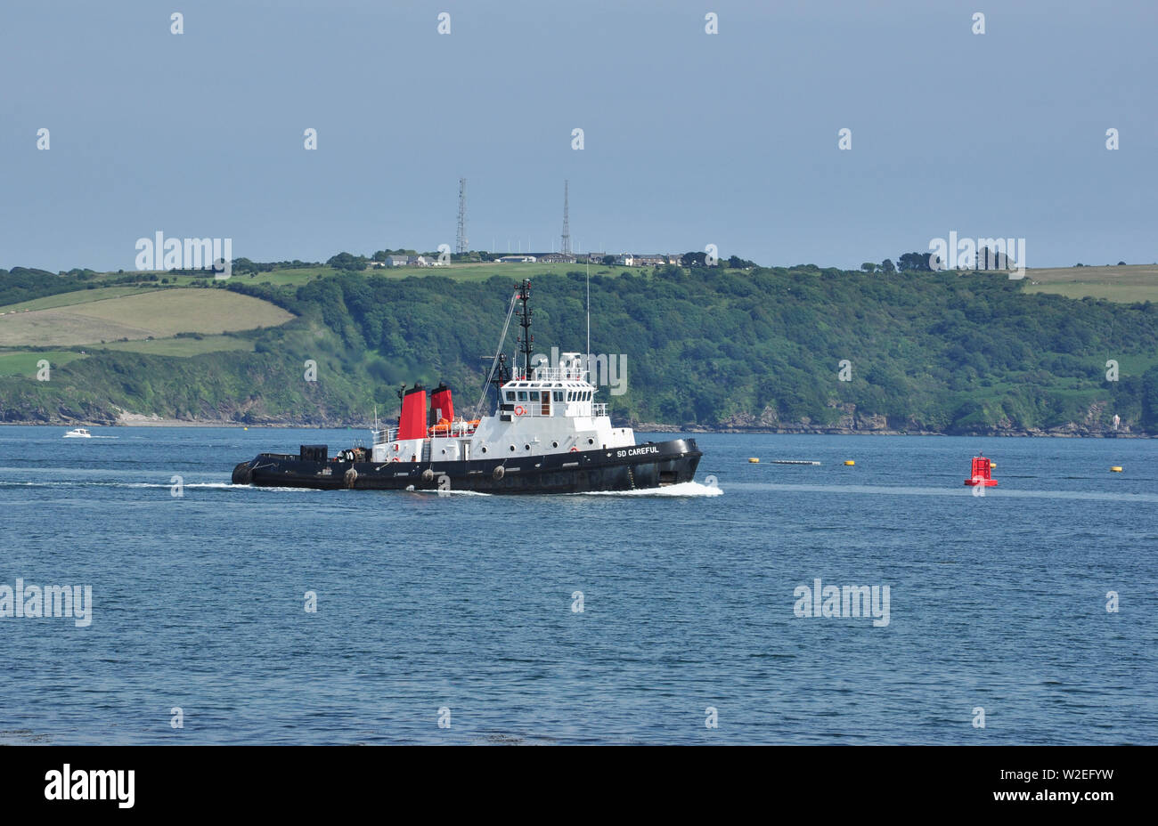 Unità gemelle Trattore rimorchiatore, SD attenta, Plymouth Sound, Devon, Inghilterra, Regno Unito Foto Stock