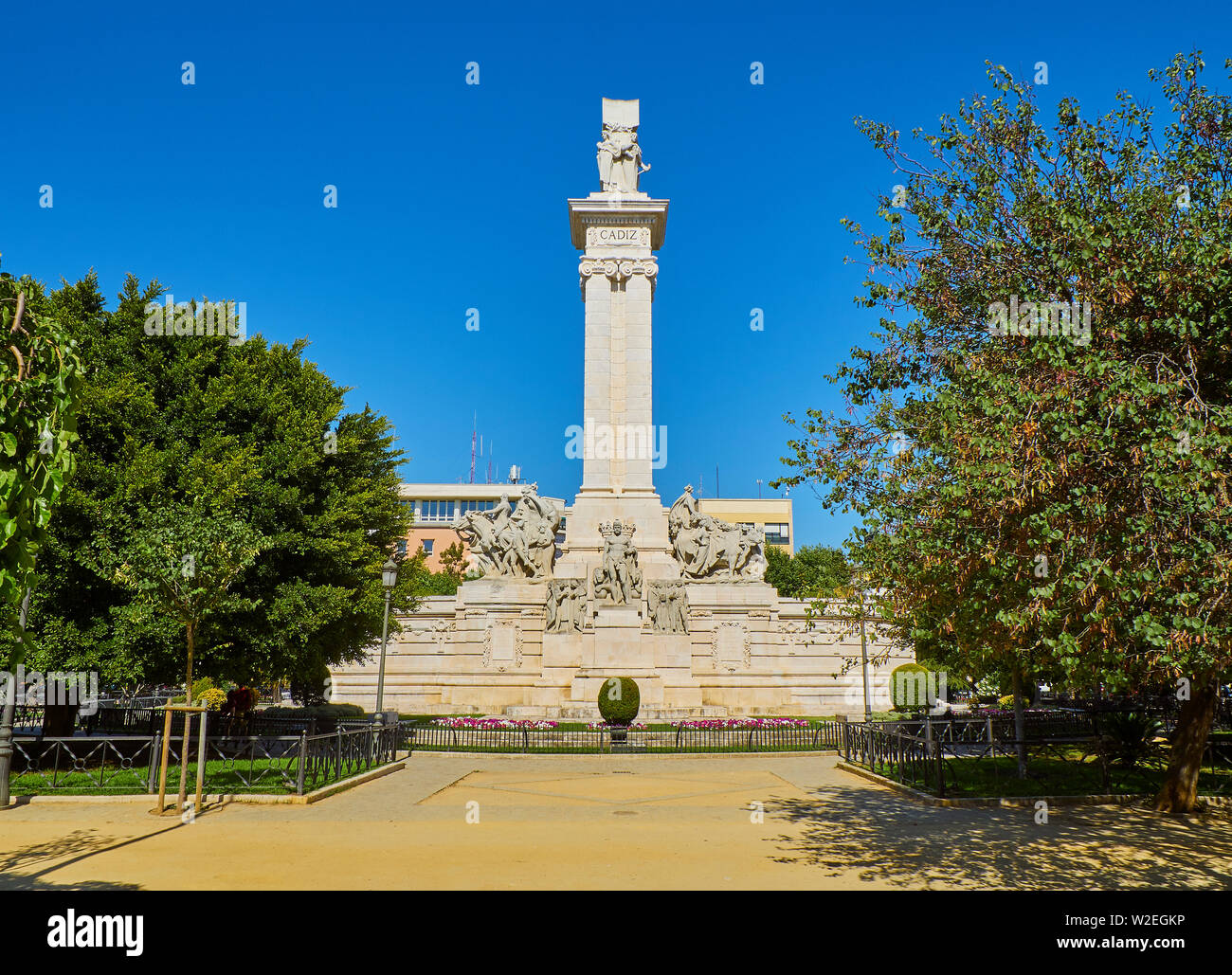 Monumento al 1812 Costituzione Spagnola in Plaza de Espana. Cadice, Andalusia, Spagna. Foto Stock