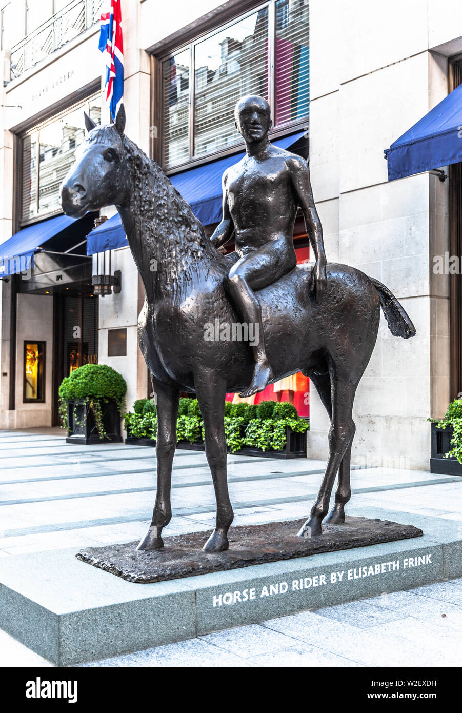 Statua di Horse and Rider di Elisabeth Frink, New Bond Street, Londra, Inghilterra, Regno Unito. Foto Stock