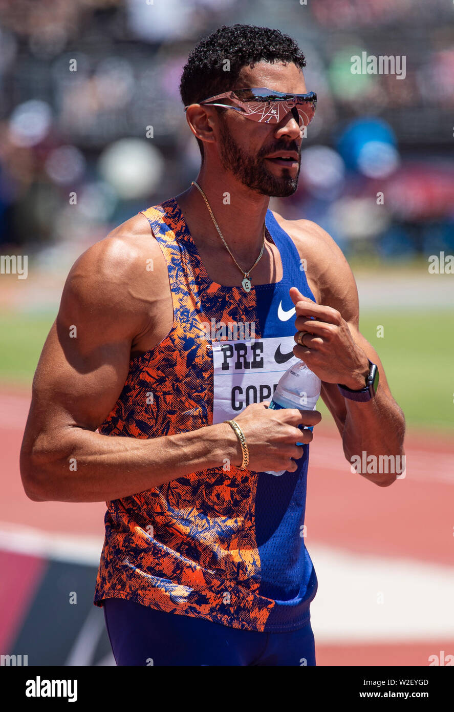 CALIFORNIA - USA - 30 giugno 2019: Yasmani Copello competere nel 400m uomini ostacoli gara presso la IAAF Diamond League Prefontaine Classic evento a Cobb Foto Stock