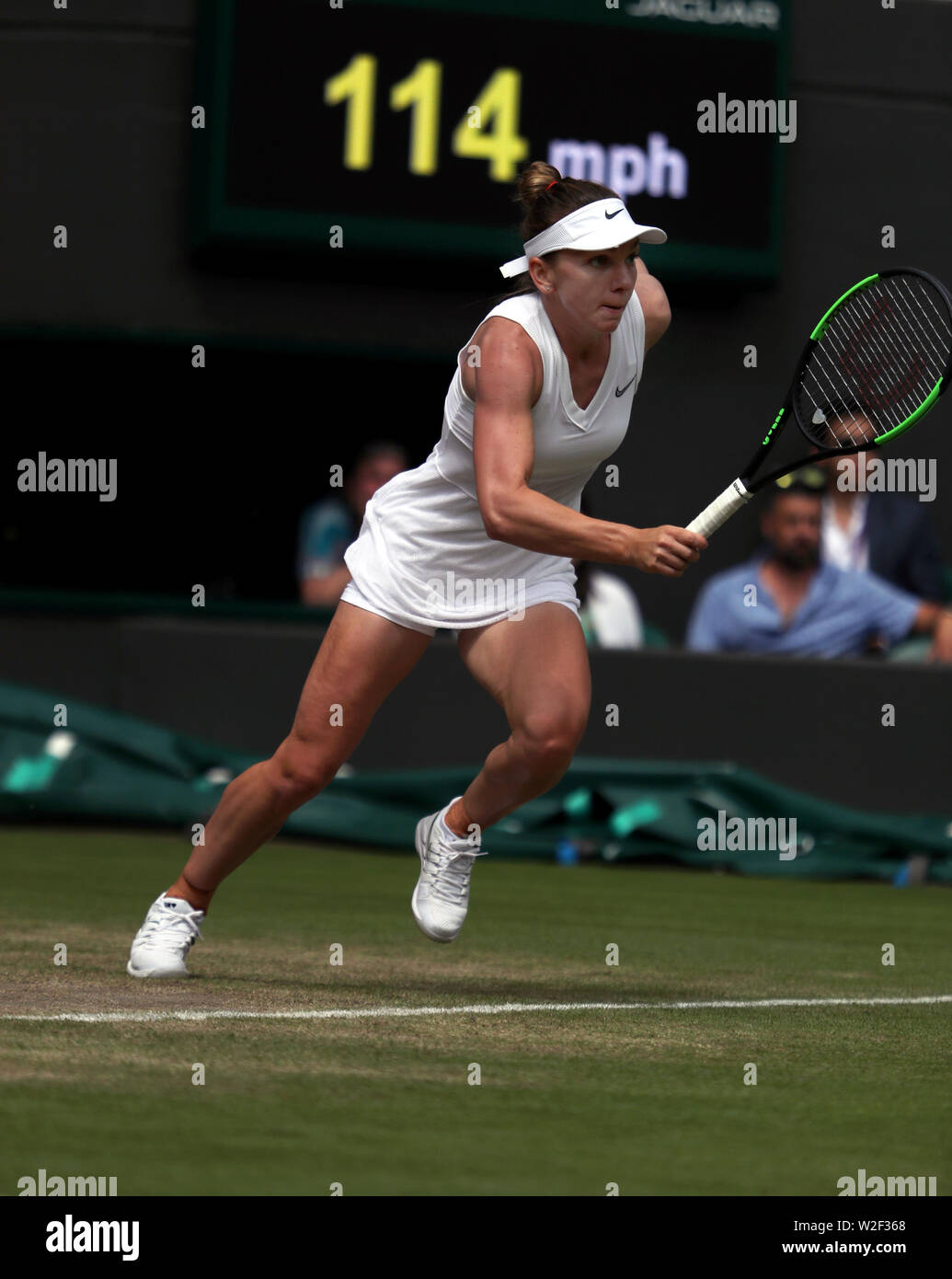 Il torneo di Wimbledon, 8 luglio 2019 - Simona Halep in azione oggi contro Cori Gauff durante il loro quarto round corrispondono a Wimbledon. Halep ha vinto in retta fissa. Foto Stock