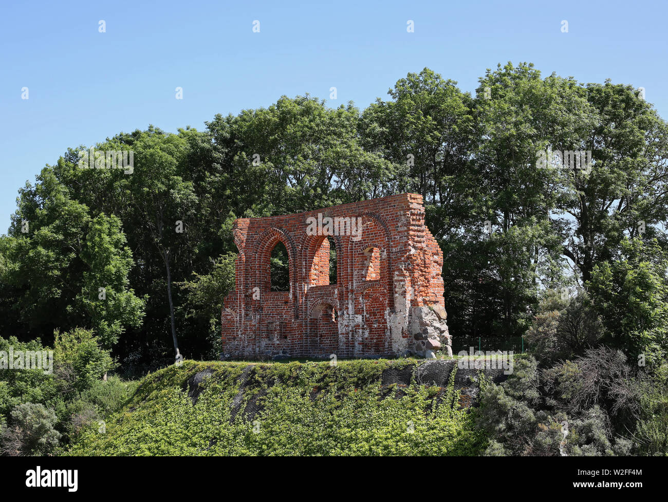 Le rovine della chiesa in Trzesacz, West Pomerania voivodato, Polonia Foto Stock