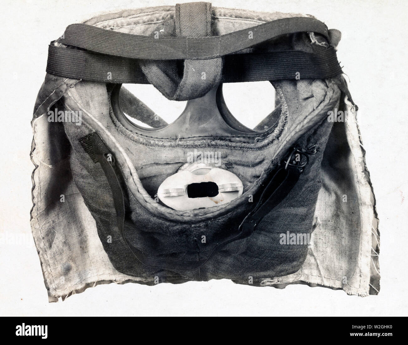 All'interno della prima maschera francese prodotto negli Stati Uniti con la prima forma di valvola di respirazione ca. 1918 Foto Stock