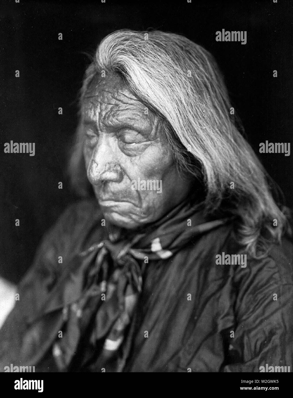 Edward S. Curtis nativi indiani americani - Nuvola Rossa ca. 1905 Foto Stock