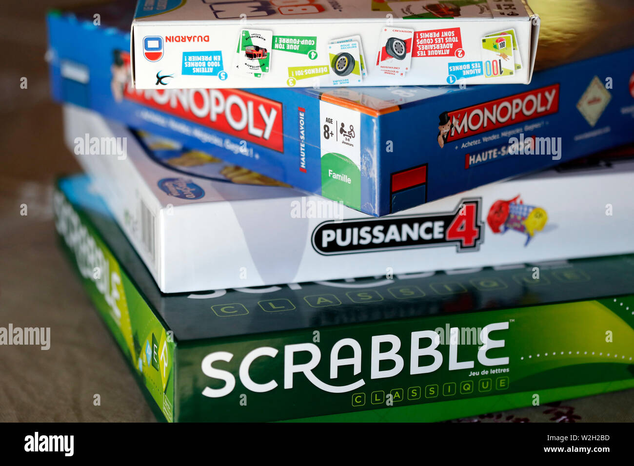 Giochi da tavolo. In regime di monopolio, Scrabble. La Francia. Foto Stock