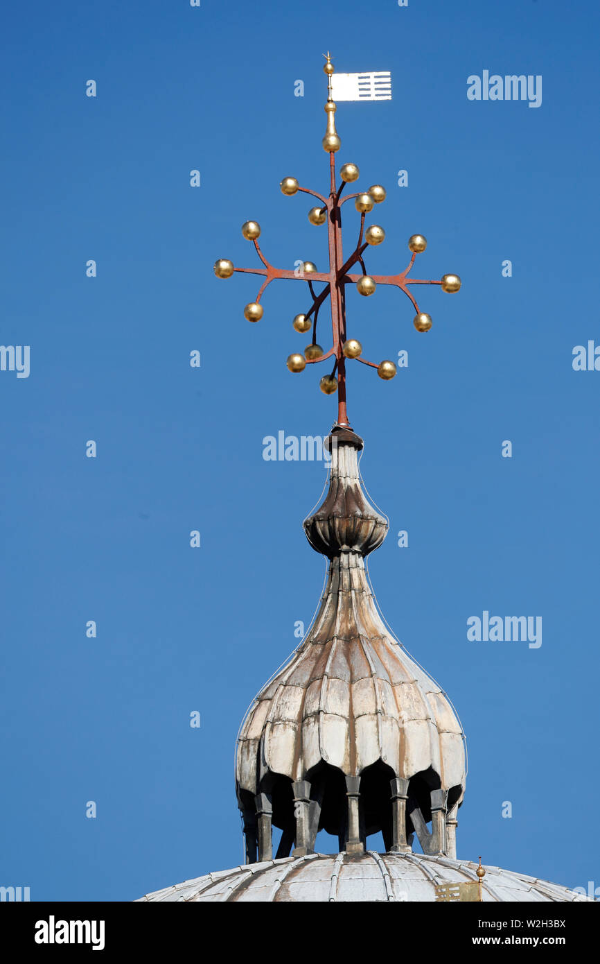 Basilica di San Marco tetto ornato. Venezia. L'Italia. Foto Stock