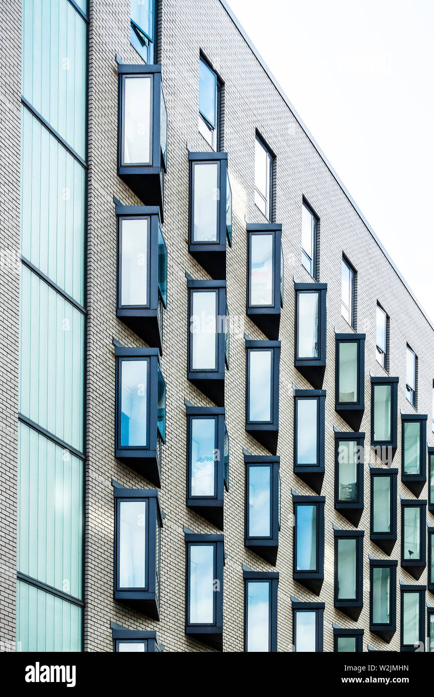 Un moderno xxi secolo alto blocco di appartamenti a Newcastle upon Tyne, Tyne and Wear, Regno Unito Foto Stock