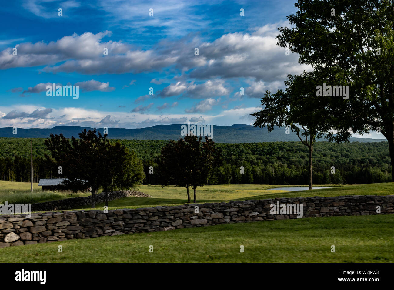 La vista delle montagne in Eastern Townships, Quebec, Canada. Foto Stock