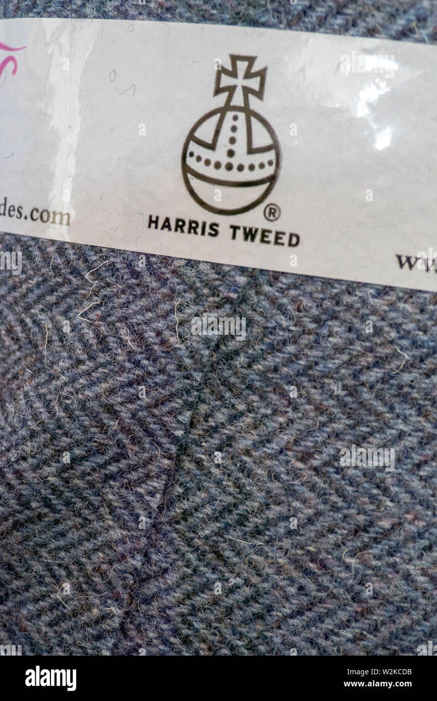 Il logo, Harris Tweed negozio della fabbrica e tessuti, Tarbert, Harris, Scotland, Regno Unito Foto Stock