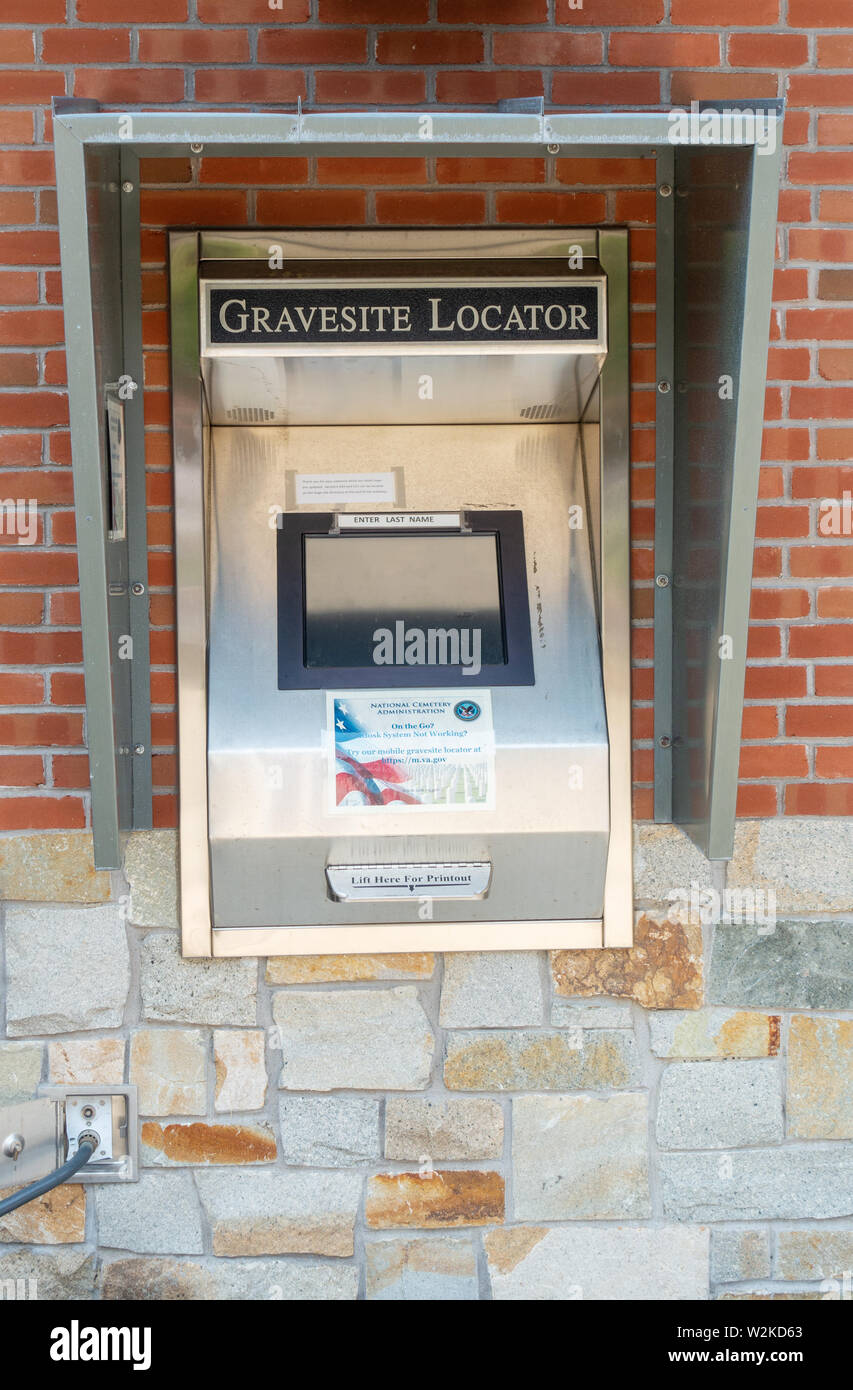 Recinto Locator console al Cimitero Nazionale di Bourne, Cape Cod, Massachusetts, STATI UNITI D'AMERICA Foto Stock