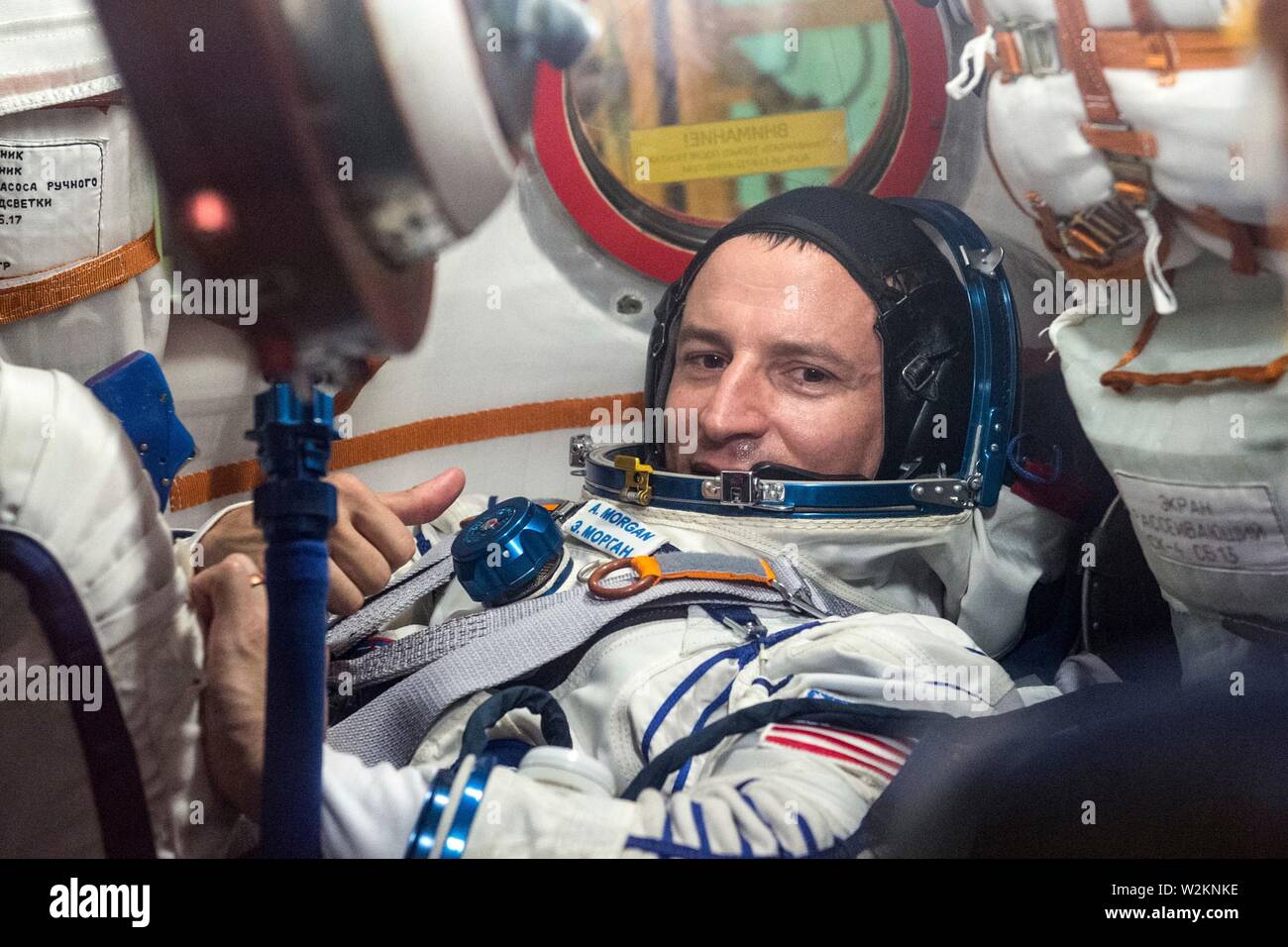 Stazione Spaziale Internazionale Expedition 60 il primo membro di equipaggio ha attirato Morgan della NASA viene eseguito attraverso procedure a bordo del suo la navicella spaziale Soyuz presso il cosmodromo di Baikonur il 5 luglio 2019 di Baikonur in Kazakhstan. Morgan, Skvotsov e Parmitano si prevede di lanciare il 20 luglio sul Soyuz MS-13 navicella spaziale alla Stazione spaziale internazionale. Foto Stock