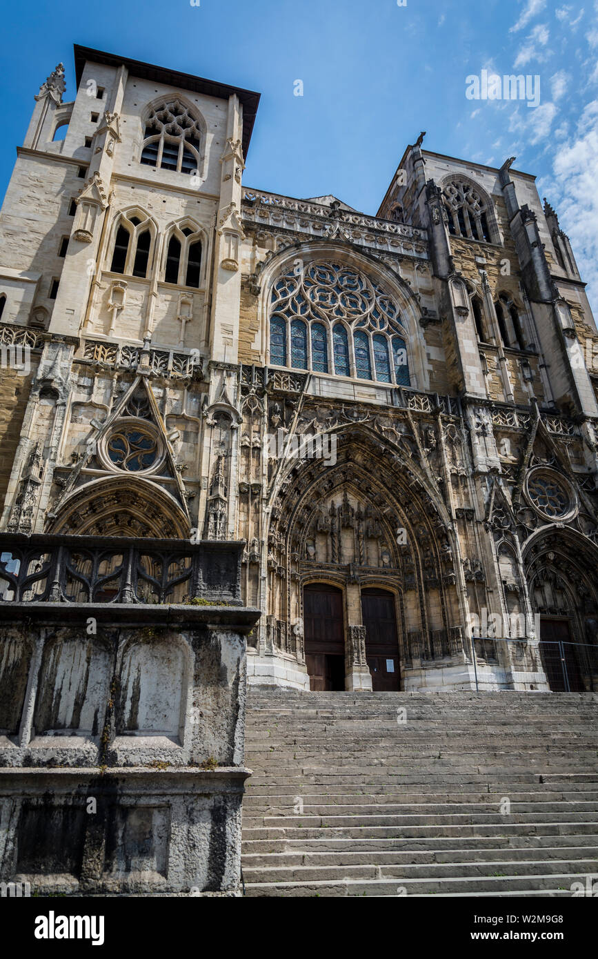 Cattedrale di Vienne, un medievale chiesa cattolica romana dedicata a Saint Maurice, Vienne, Francia Foto Stock