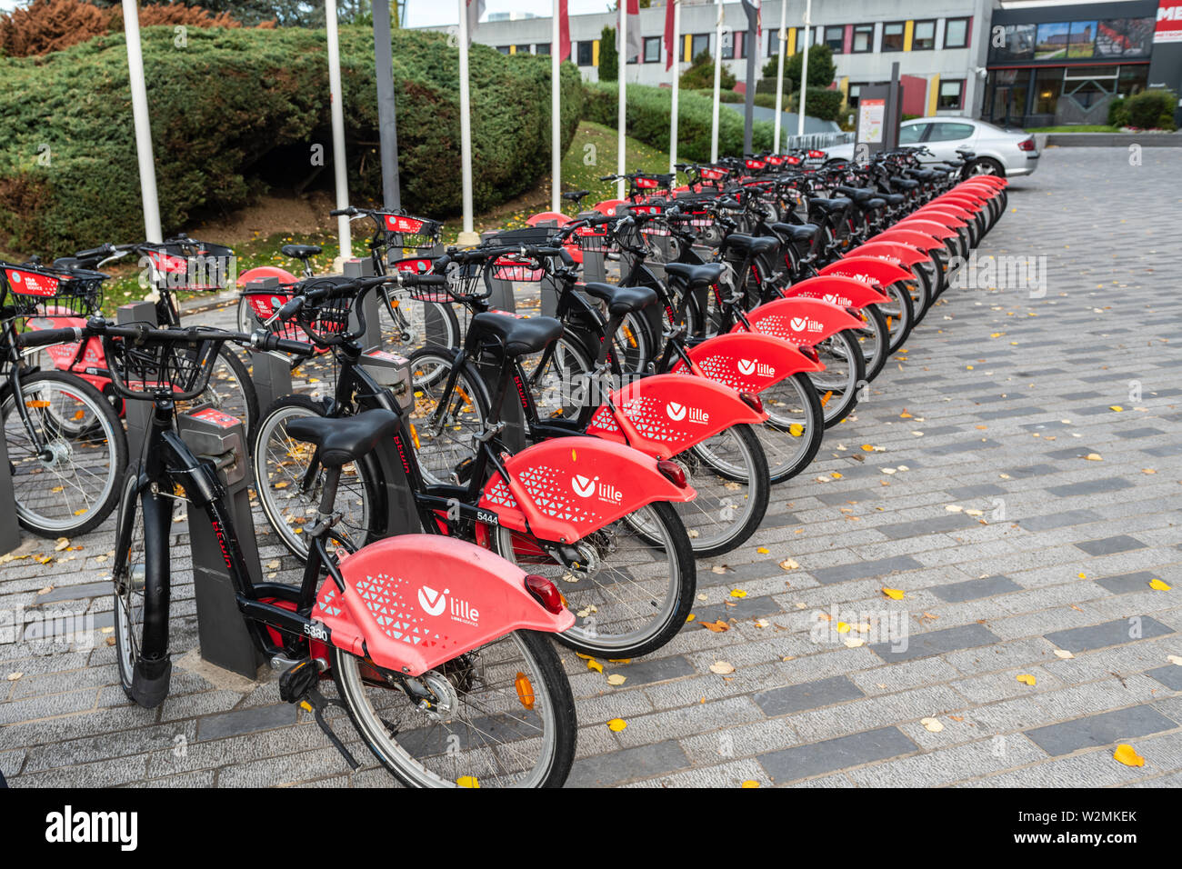 Lille, Francia - 12 Ottobre 2018 : Self-service bike, integrato con la rete di trasporti pubblici della città di Lille, Francia Foto Stock