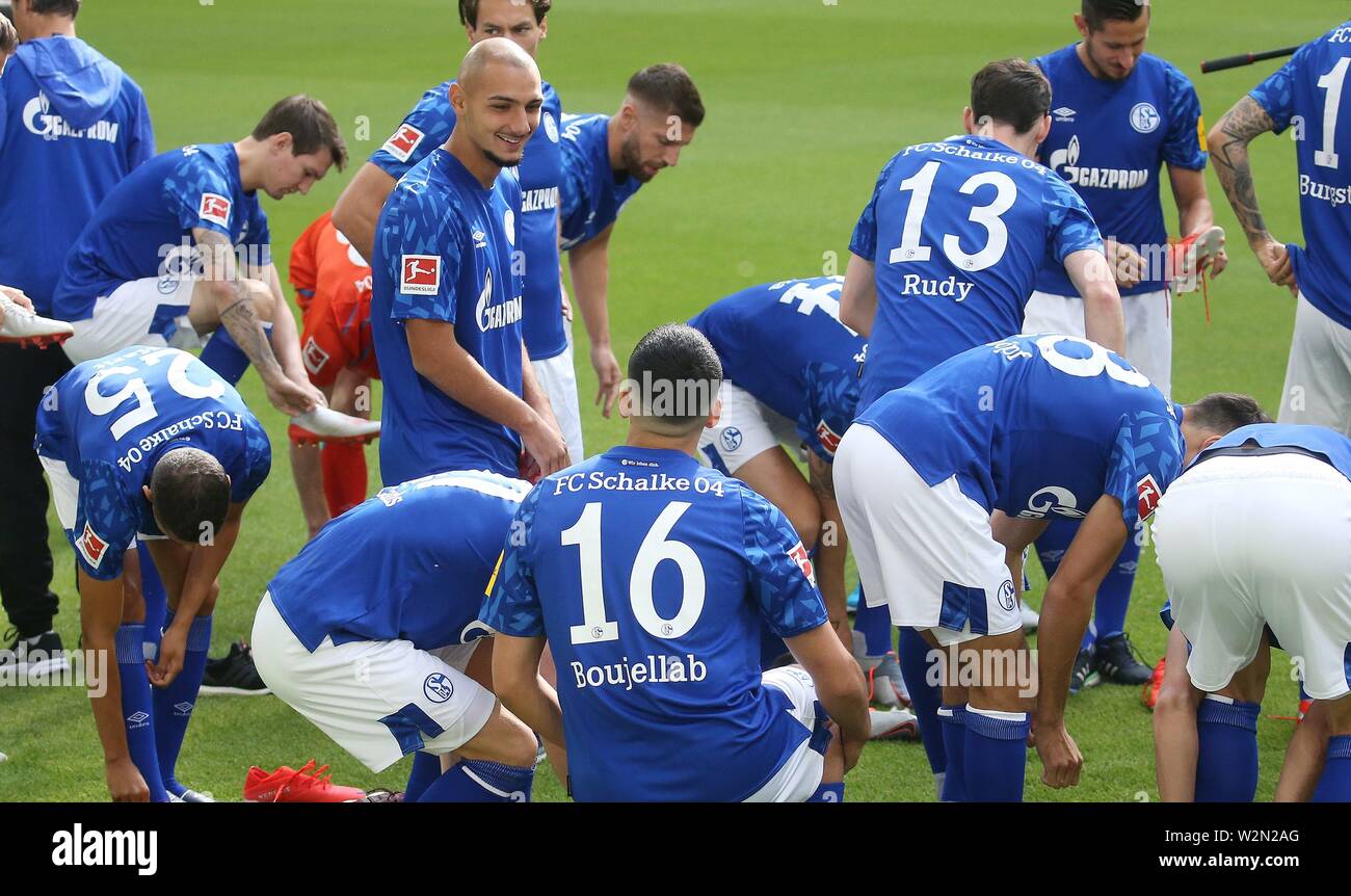 Firo: 10.07.2019 Calcio, 2019/2020 FC Schalke 04, photo shoot, sessione fotografica Ahmed Kutucu | Utilizzo di tutto il mondo Foto Stock