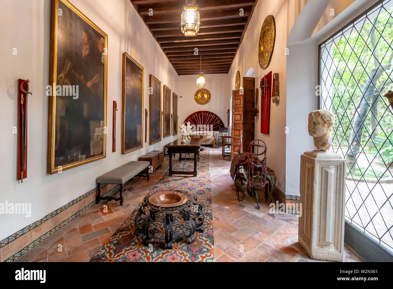 Cordoba, Spagna - 2 Novembre 2018: camera all'interno di palazzo Viana. Cordoba Viana palazzo costruito nel XV secolo. Palazzo Viana è attrazione turistica conosciuta per Foto Stock