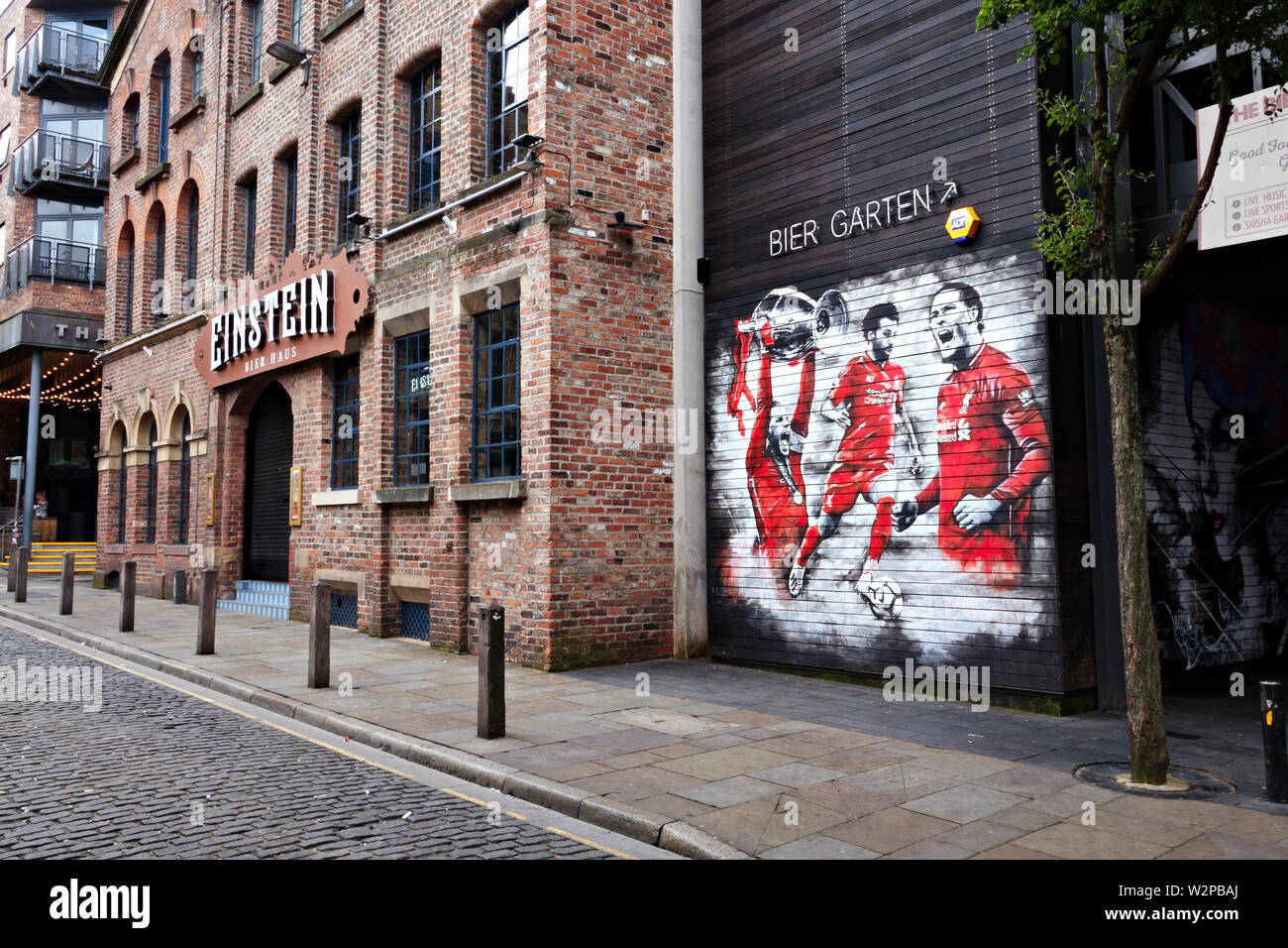 Einstein Bier Haus giorno e notte venue in Concert Square, Liverpool Regno Unito Foto Stock