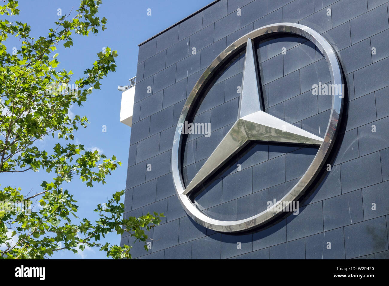 Germania Berlino Mercedes Benz logo, edificio Foto Stock
