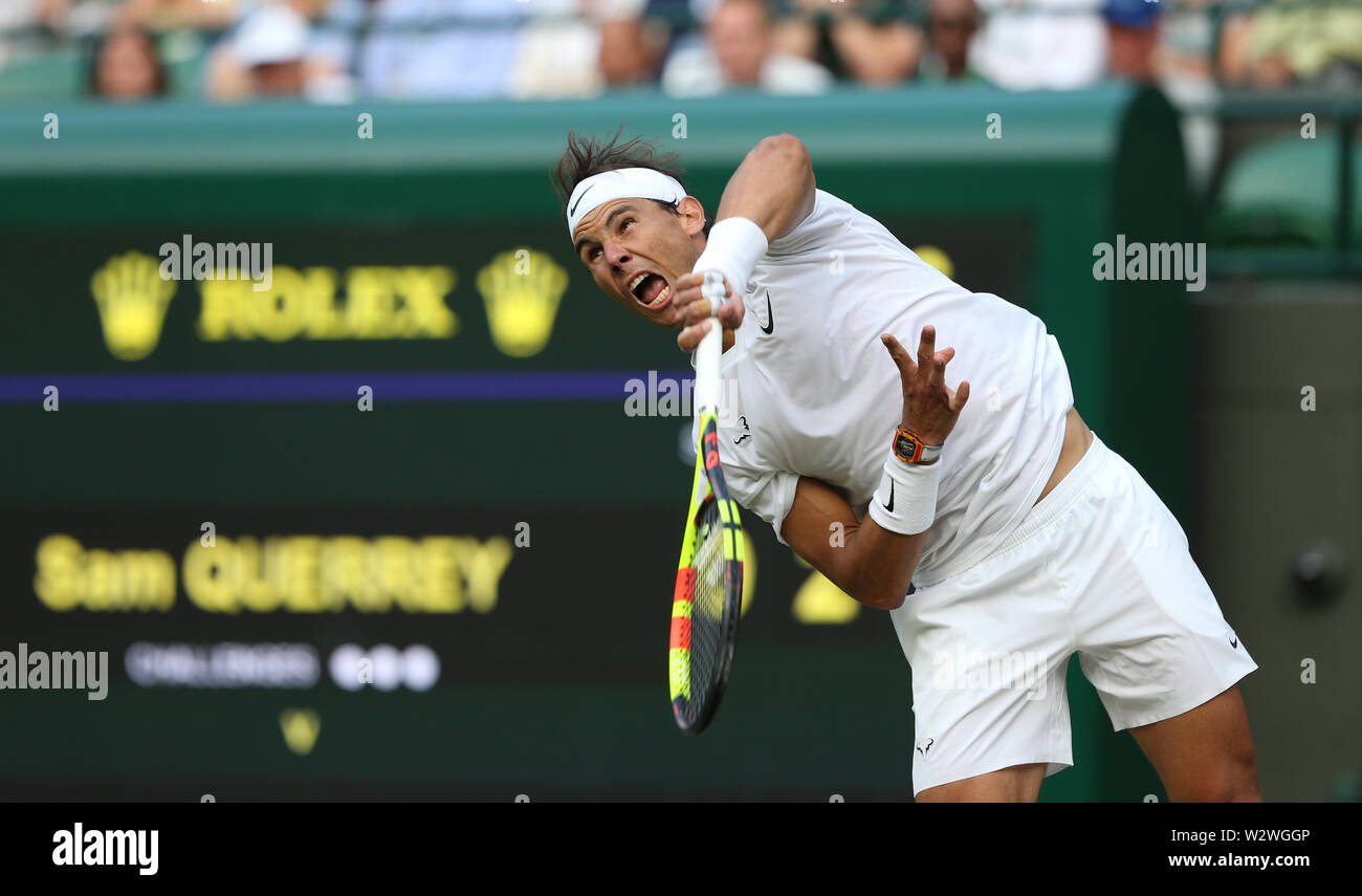 Londra, Regno Unito. 10 Luglio, 2019. Rafael Nadal (ESP) durante la sua partita contro Sam QUERREY (USA) nel loro Gentleman Singoli Quarti di finale corrispondono. Credito: Andrea, Patrono/ZUMA filo/Alamy Live News Foto Stock