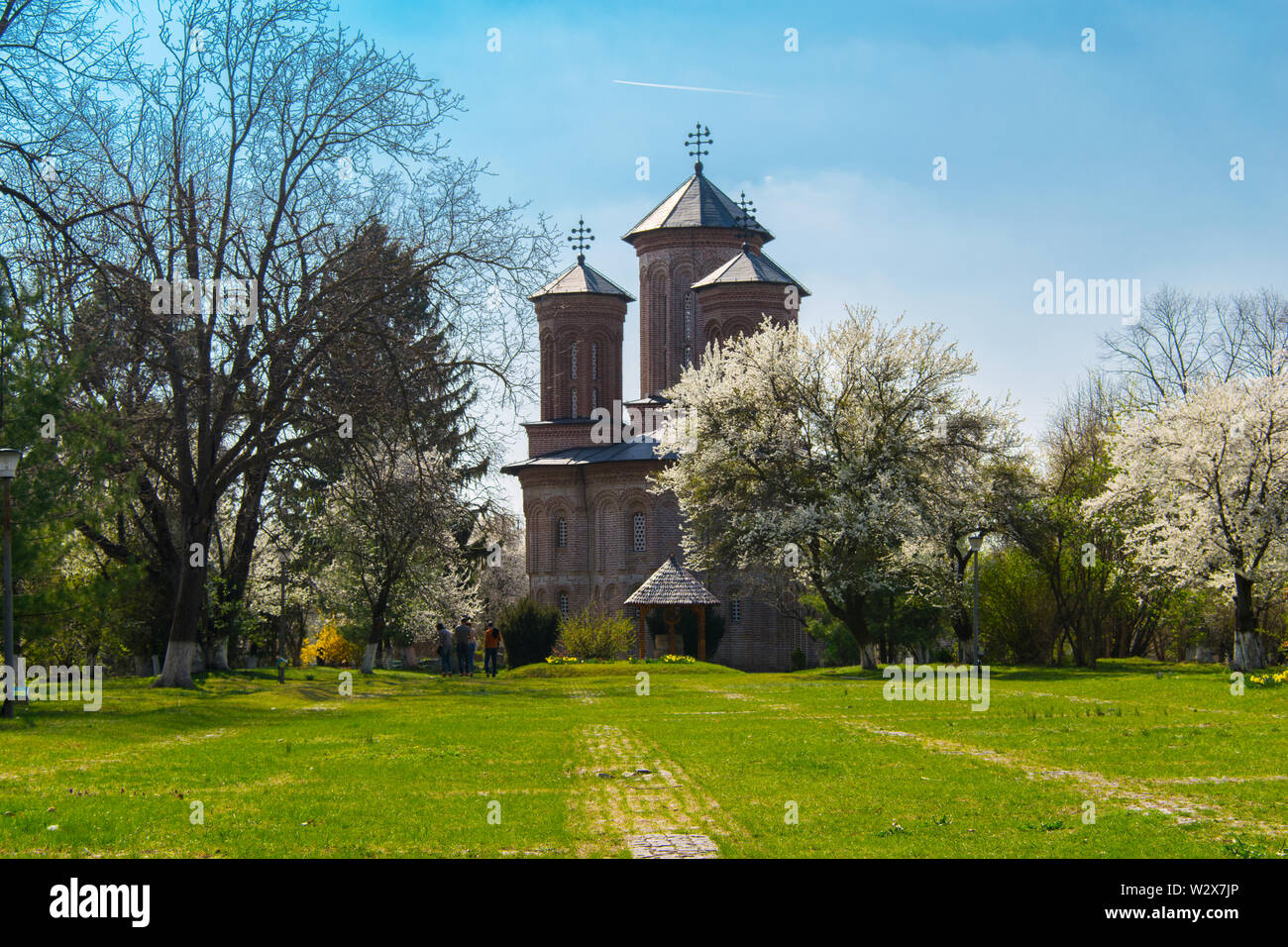Snagov, Romania - 30 Marzo 2019: Vista del cortile del monastero di Snagov. Foto Stock