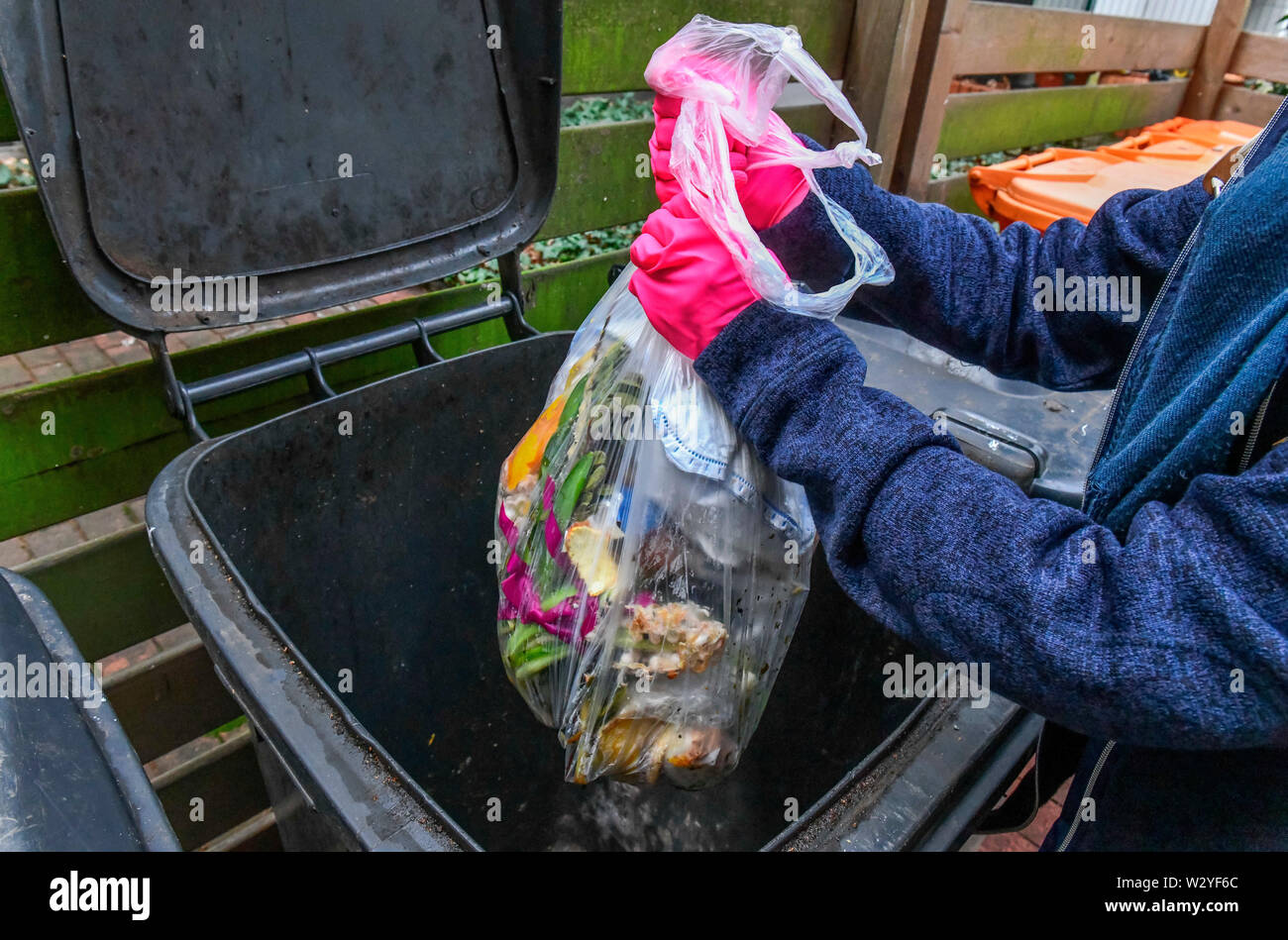 I rifiuti residui bin, Berlino, Germania Foto Stock