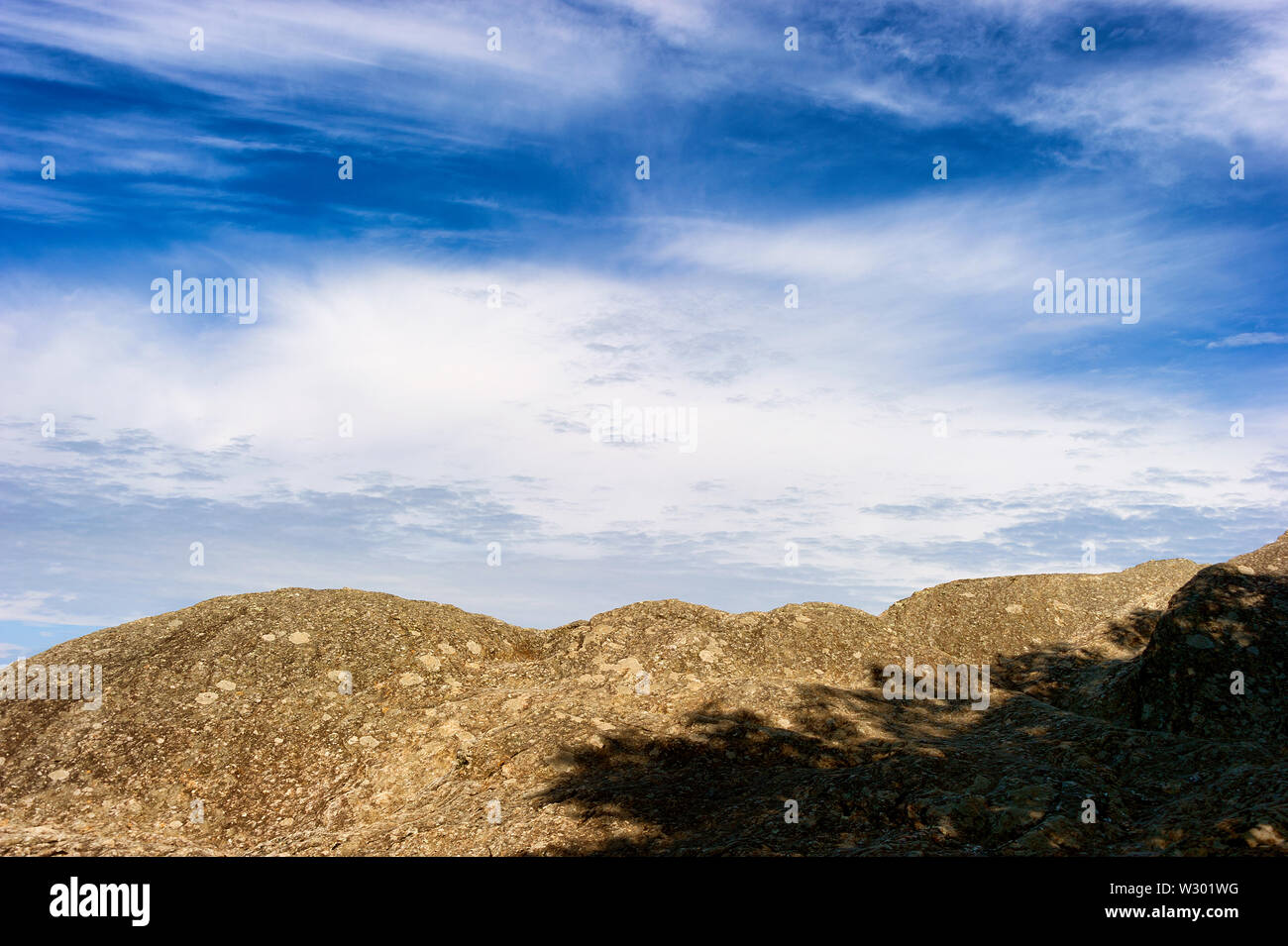 Le visualizzazioni e i siti si vede in Blowing Rock geologico di un punto di interesse e la più antica di attrazione turistica in North Carolina. Pieno di miti e leggende di un Foto Stock