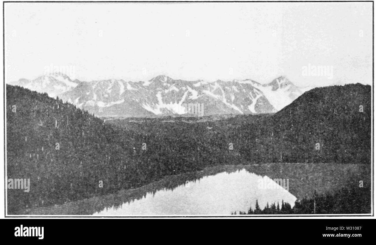 PSM V79 D432 Lago di Charlotte e le montagne al di là visto dall inglese co precedenti Foto Stock