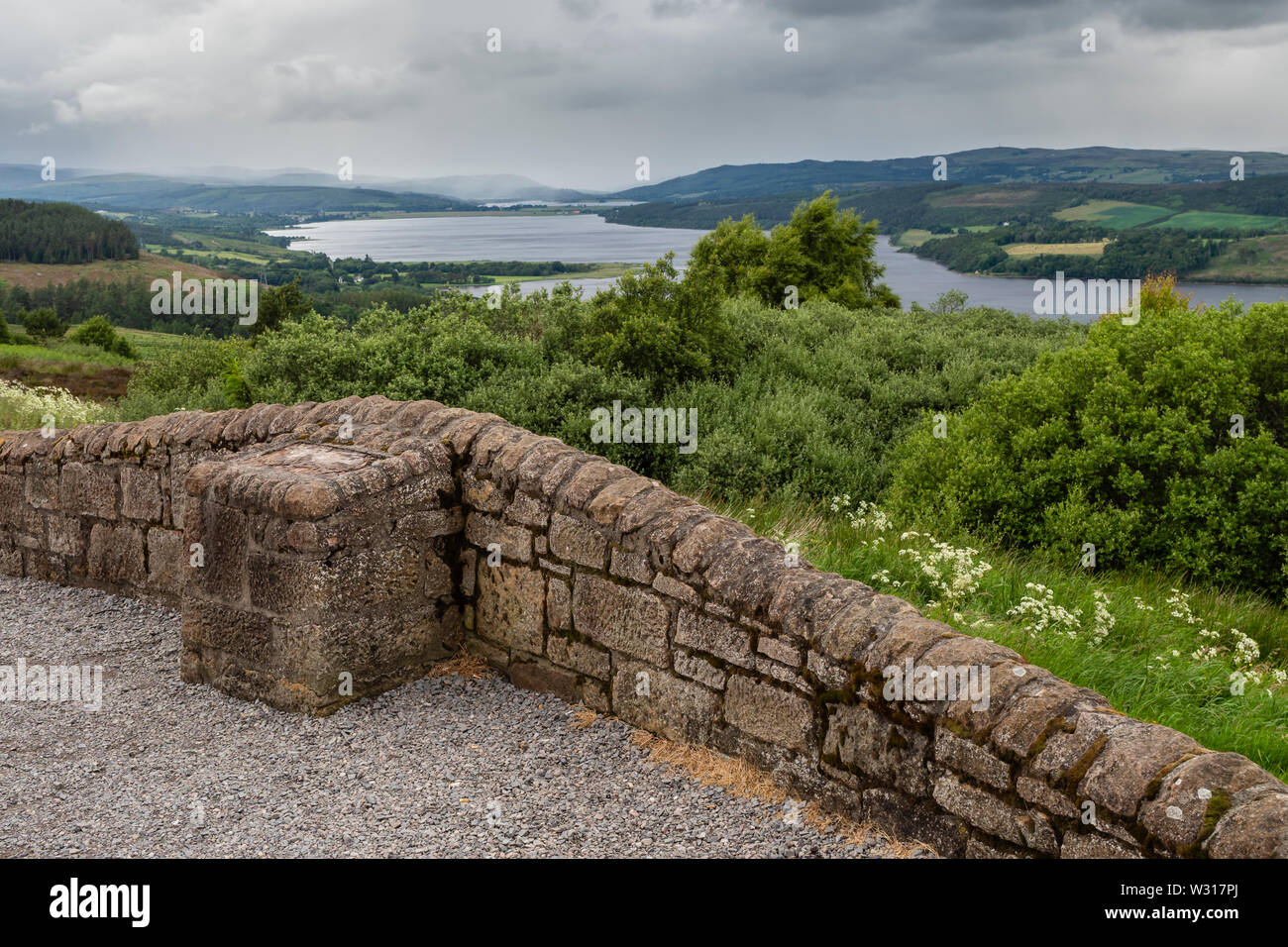 Il Dornoch Firth segna il tradizionale confine delle contee di Ross-shire & Sutherland. Il punto di vista Struie è sulla B9176 (precedentemente la A836), Foto Stock