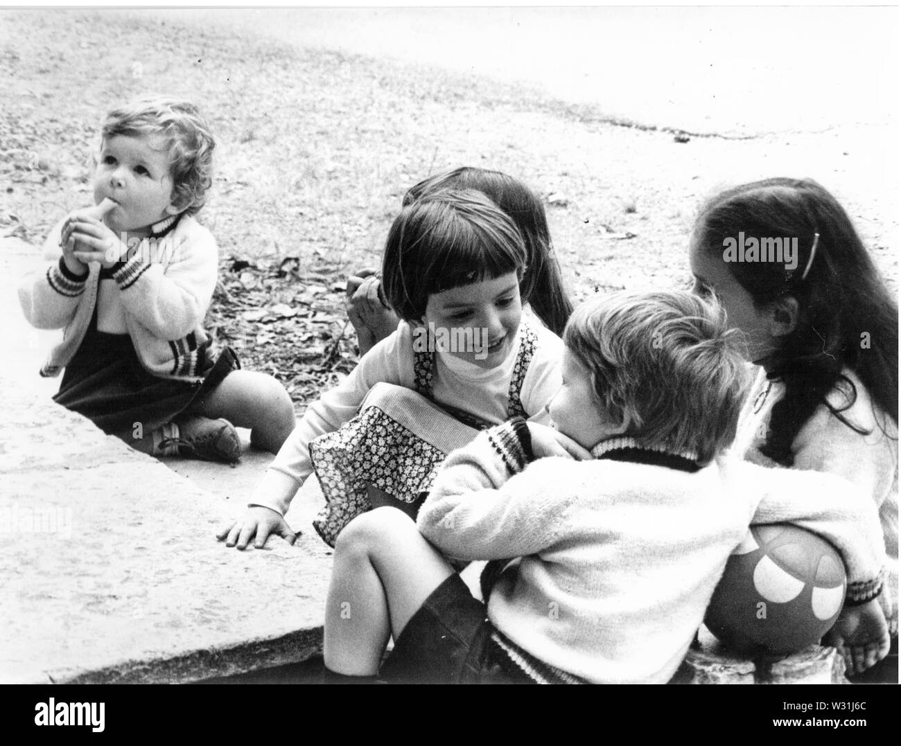 Gli attivisti occupare JB Martin Park per la lotta contro l'immobiliare di pialle, Villeurbanne, Francia Foto Stock