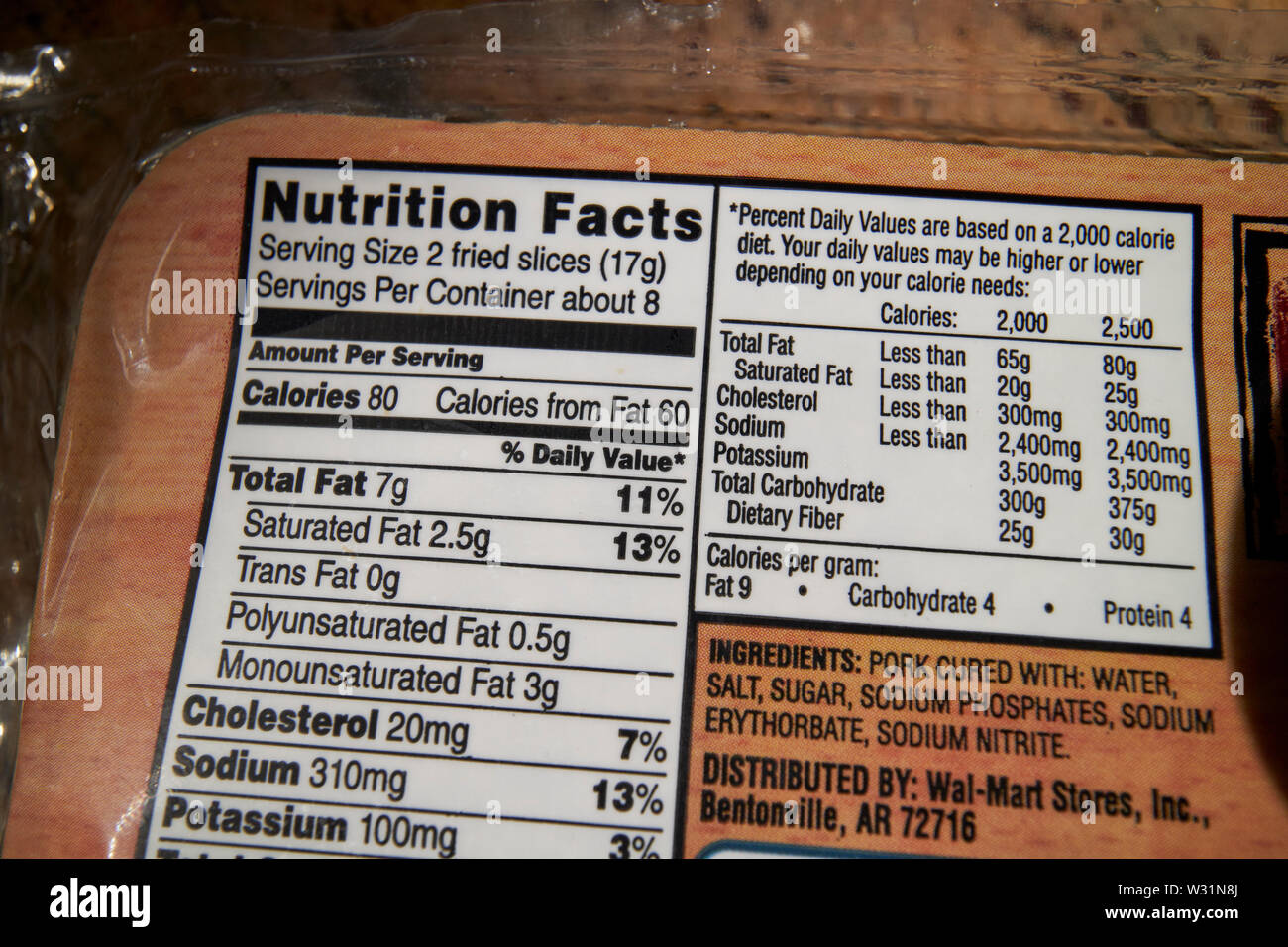 Fatti di nutrizione per l' etichettatura dei prodotti alimentari sul bacon americano USA Stati Uniti d'America Foto Stock