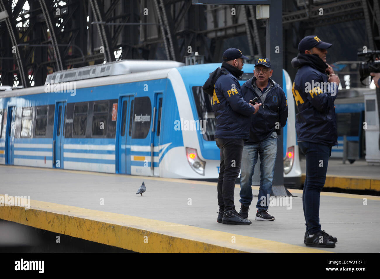 Buenos Aires, Buenos Aires, Argentina. 11 Luglio, 2019. Ministero della sicurezza lancia un sistema di riconoscimento facciale per la rivelazione di fuggiaschi entro il sistema ferroviario. Credito: Claudio Santisteban/ZUMA filo/Alamy Live News Foto Stock