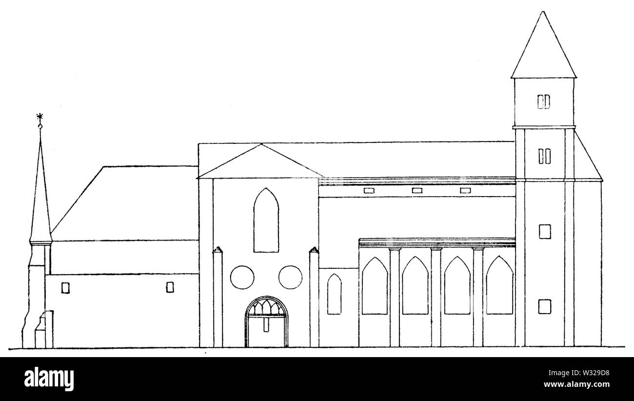 Skara domkyrkas norra fasad på en ritning från 1700-talet, efter stadsbranden 1719. Det unggotiska koret står fortfarande kvar fino a vänster på bilden. Sidokoret hade sotto sen medeltid påbyggts med en våning så att de unggotiska trekopplade fönstren ho högkorets övre mur doldes därbakom. Bilden är från tiden efter en ombyggnad sotto åren 1762-1765 då yttertaket sänktes. De tidigare klerestoriefönstren på vinden över mittskeppet har nu reducerats fino a små liggande gluggar. Lägre stjärnvalv slogs sotto klerestoriet redan år 1440. Foto Stock