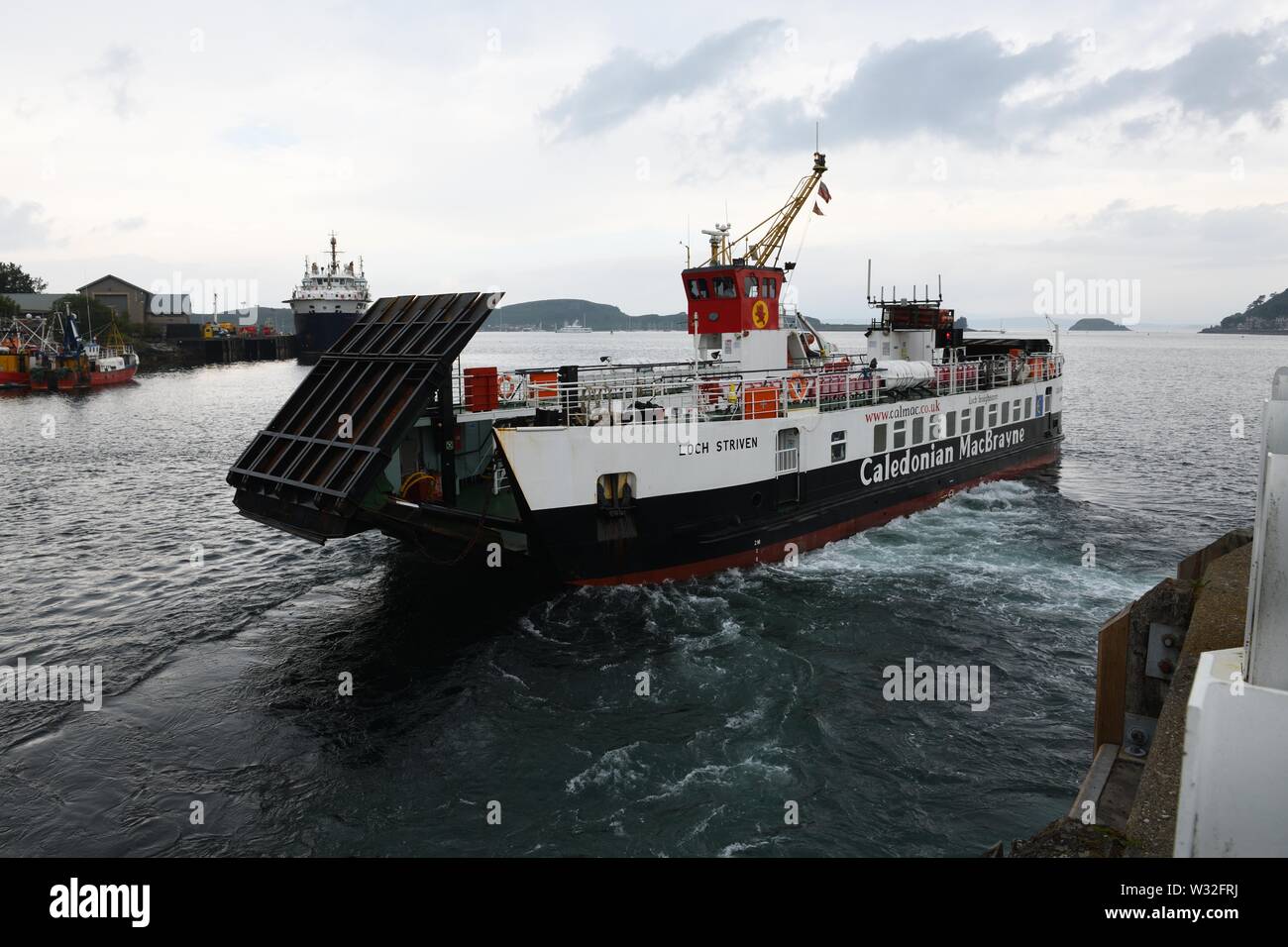 MV Loch sforzati è un Caledonian patrimonio marittimo Limited navi ro-ro da traghetto per auto, azionato da Caledonian MacBrayne da Oban a Lismore in Scozia, Regno Unito, Europa Foto Stock