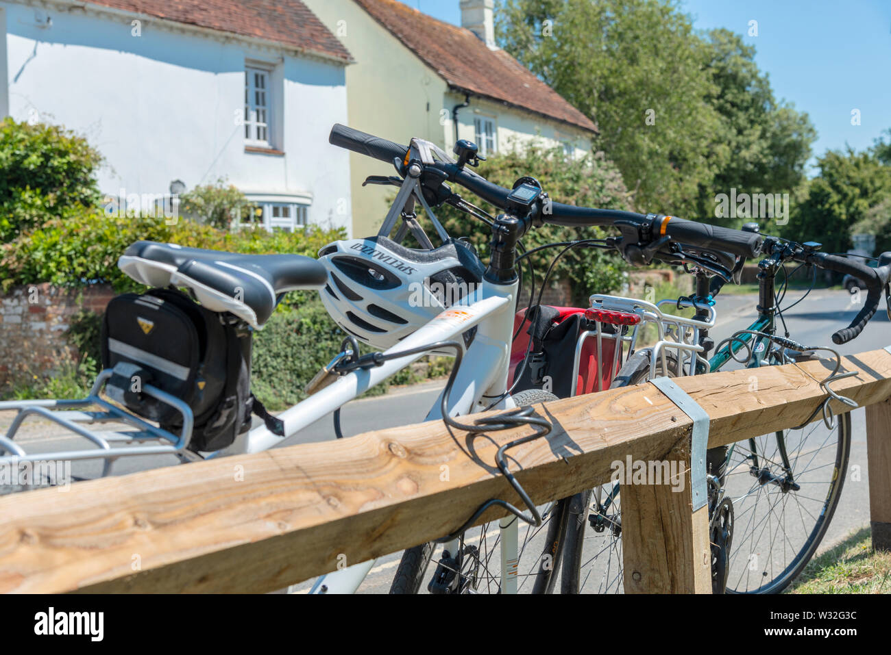Due Cicli Immagini e Fotos Stock - Alamy