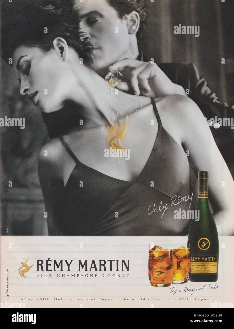 Poster pubblicitario Rémy Martin cognac su rivista cartacea dell'anno 1998, pubblicità, pubblicità creativa Remy Martin degli anni '1990 Foto Stock