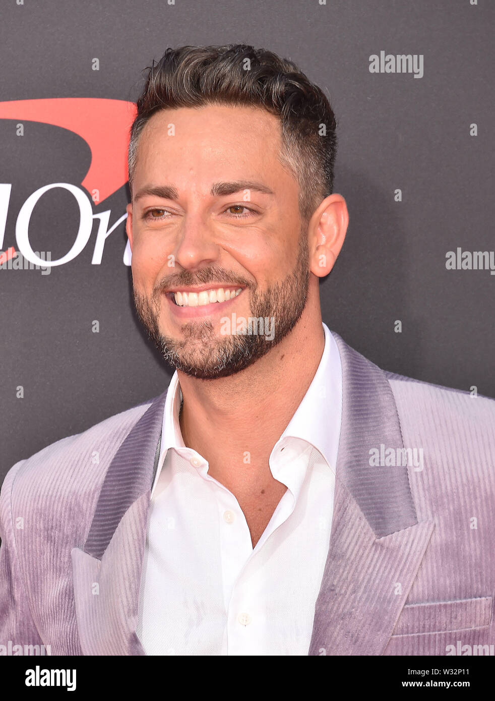 LOS ANGELES, CA - 10 Luglio: Zachary Levi assiste il 2019 ESPY Awards presso Microsoft teatro sulla luglio 10, 2019 a Los Angeles, California. Foto Stock