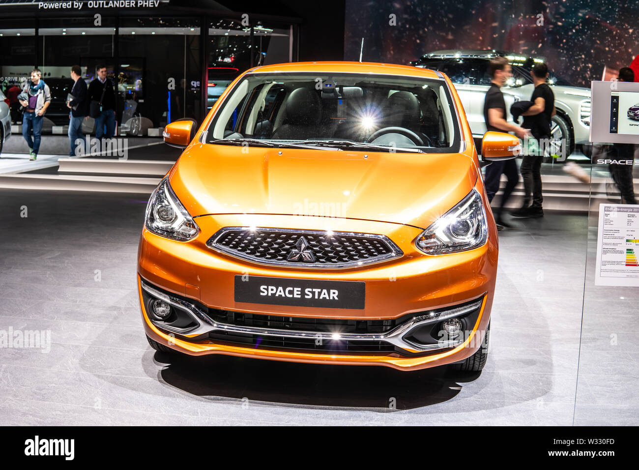 Ginevra, Svizzera, Mar 2019 orange Mitsubishi Space Star ClearTec, Geneva International Motor Show, piccola vettura prodotta dalla giapponese Mitsubishi Motors Foto Stock