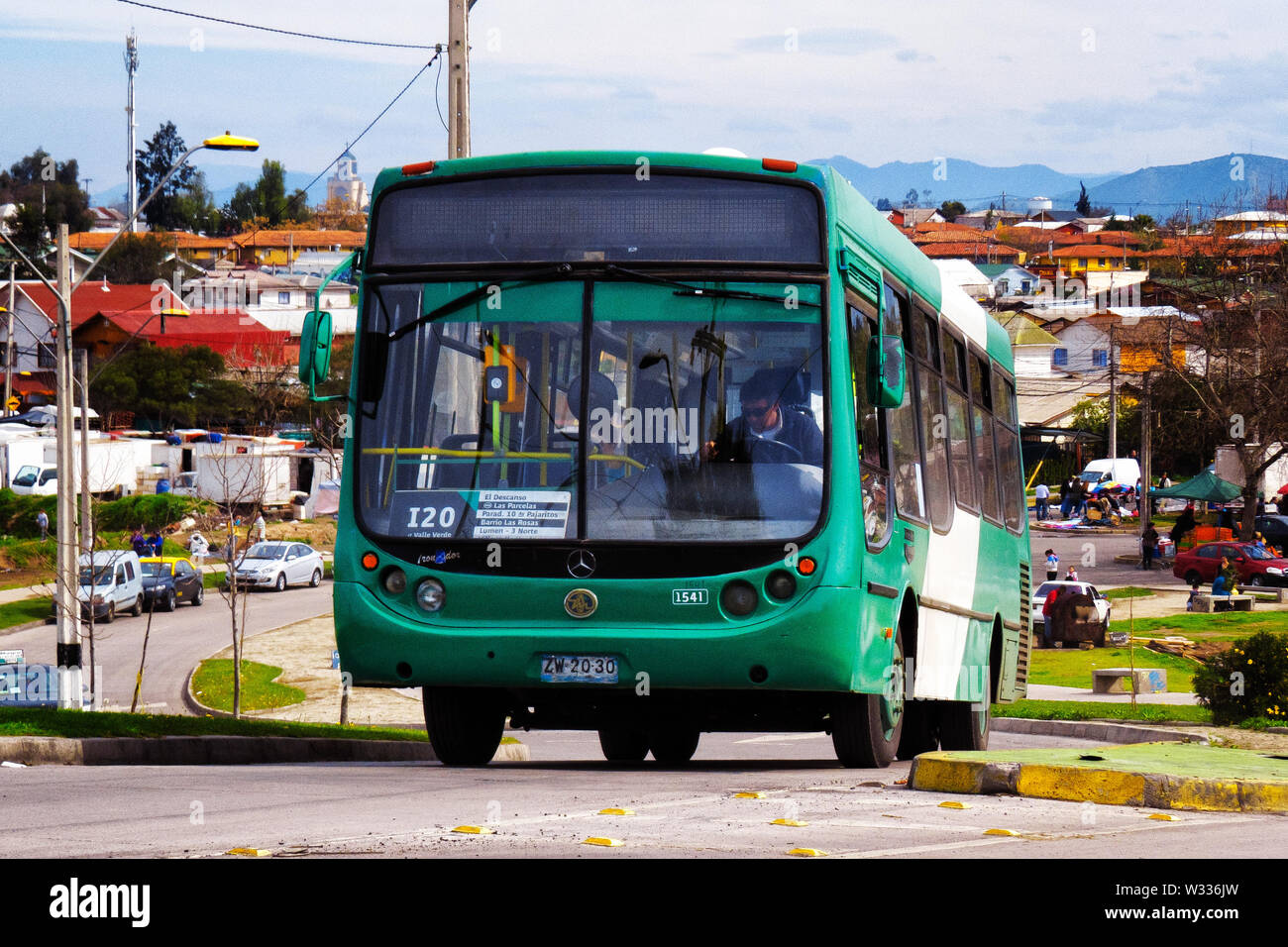 SANTIAGO DEL CILE - Agosto 2014: un autobus Transantiago in Cerrillos Foto Stock