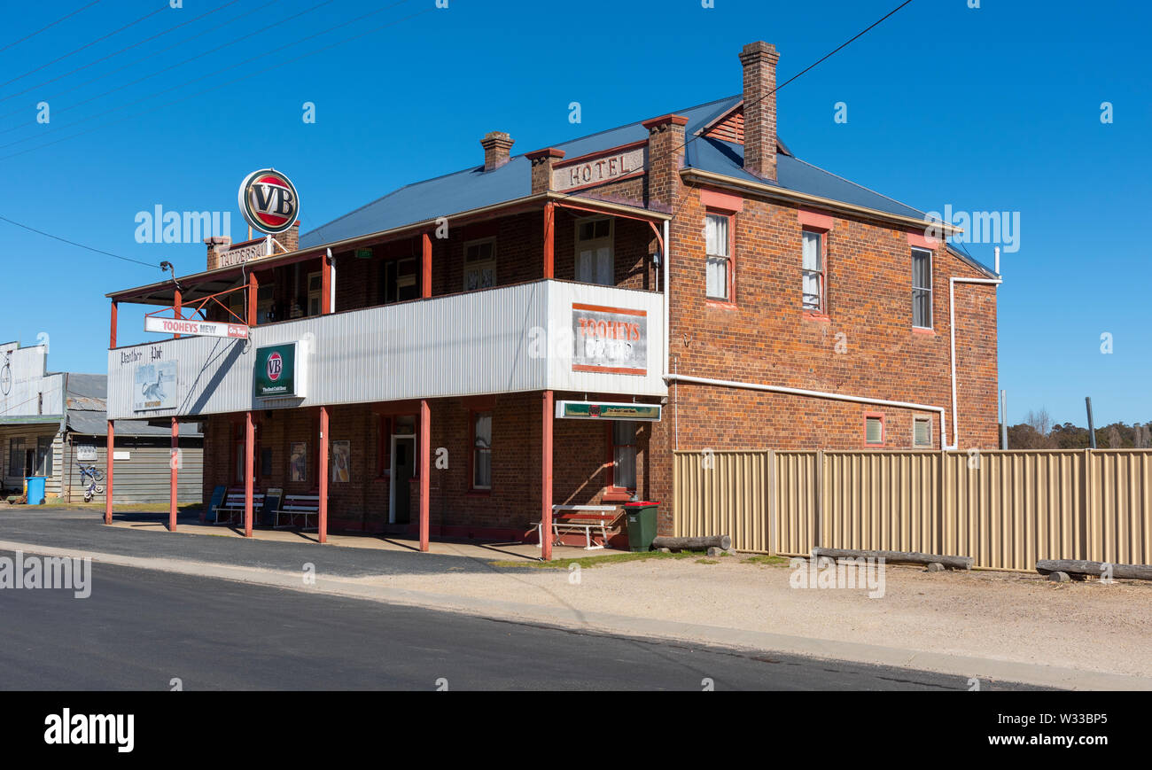 La Tattersalls Hotel in Emmaville nel nord del Nuovo Galles del Sud, Australia, noto come il Panther hotel dopo locale di avvistamenti di Black Panther Foto Stock