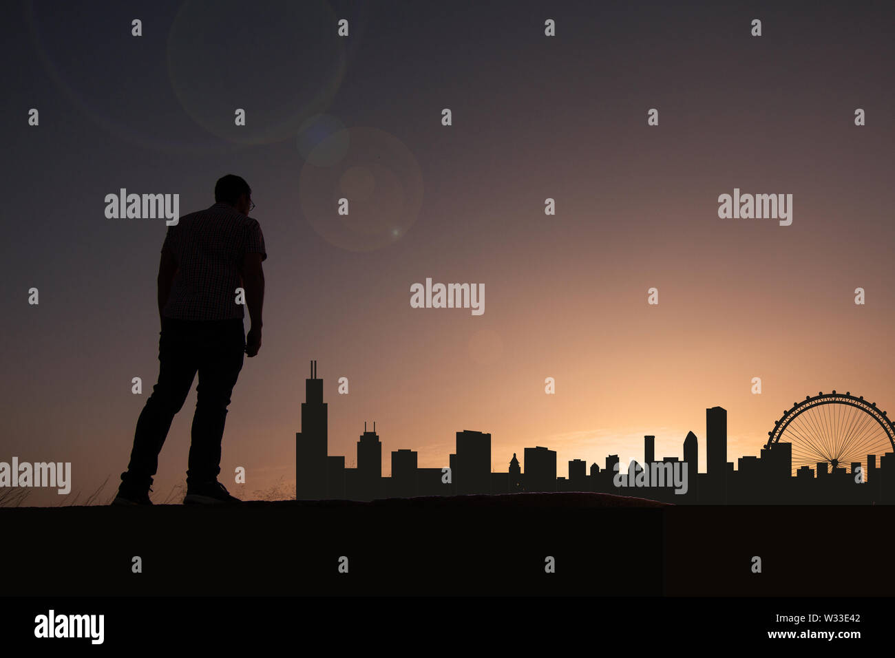 Traveler anteriore dello skyline della città di Chicago in Stati Uniti Foto Stock