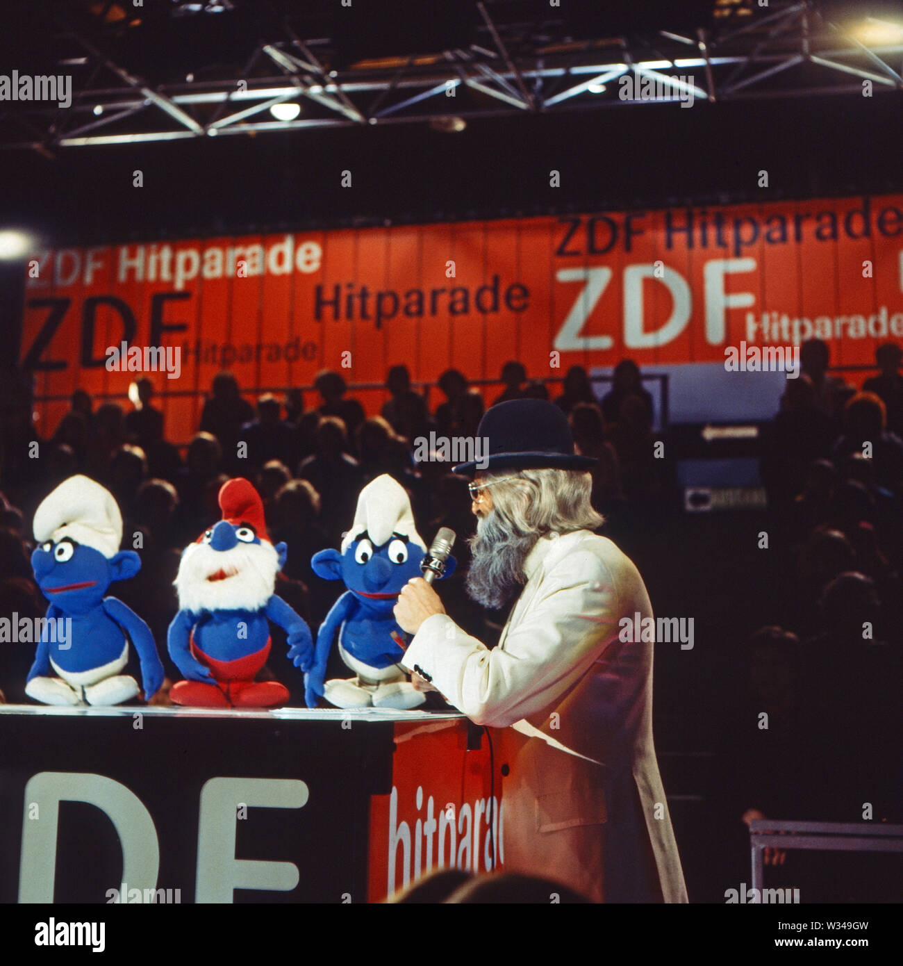 ZDF Hitparade, Musiksendung, Deutschland 1969 - 2000, Miwirkende: Vader Abraham und die Schlümpfe Foto Stock